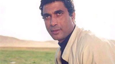 أحمد زكي.. «الإمبراطور» ورئيس جمهورية التمثيل