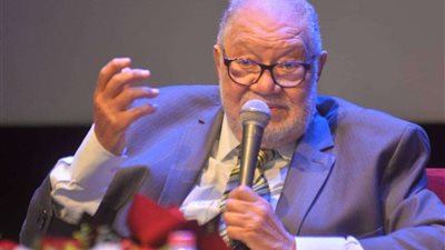 يحي الفخراني لــ «بلدنا اليوم»: الأجيال القادمة في غزة قنابل موقوتة