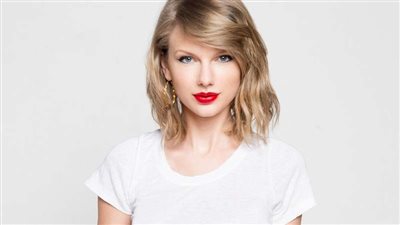 ماتت فجأة.. سقوط معجبة تايلور سويفت قبل بدء حفلها بالبرازيل