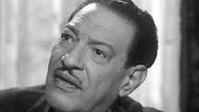 حكاية نبؤة عرافة حرمت نجيب الريحاني من شراء سيارة