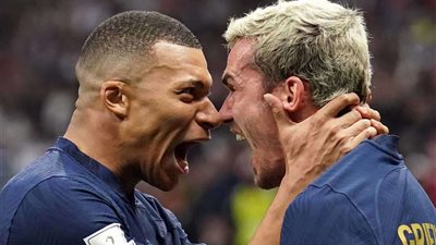 بالنيران الصديقة.. فرانسا تقدم بهدفين في أول 5 دقائق أمام جبل طارق في تصفيات أمم اوربا