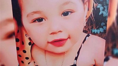 7 أشهر من التعذيب.. محاكمة قاتل طفلته «مريم» بالوراق