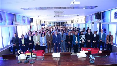 بالتعاون مع مؤسسة حياة كريمة.. جامعة سوهاج تنظم ندوه توعوية لتعزيز المشاركة في العمل العام لشباب الجامعات