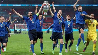 التأهل أم الذهاب للملحق.. بطل أوروبا في مأزق كبير أمام أوكرانيا اليوم