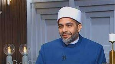 ما حكم أخذ مال من ابني دون علمه؟.. أمين الفتوى يجيب