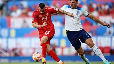 مقدونيا الشمالية تتقدم على إنجلترا بهدف في الشوط الأول