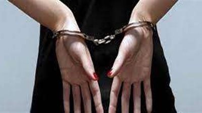 لـ 24 يناير.. تأجيل محاكمة سيدة متهمة بقتل طفلتها بالجيزة