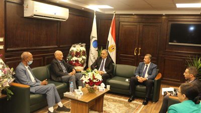 وزير التنمية المحلية ومحافظ القاهرة يشهدان احتفال جمعية الصداقة المصرية الصينية