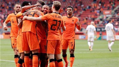 هولندا تضرب شباك جبل طارق بثلاثية في الشوط الأول بتصفيات يورو 2024