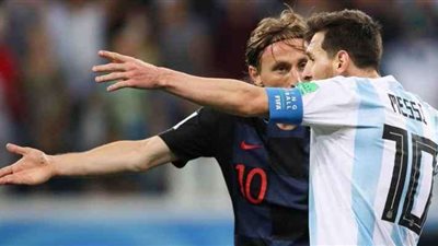 ميسي يوجه بيكهام مالك إنتر ميامي على التعاقد مع مودريتش من ريال مدريد