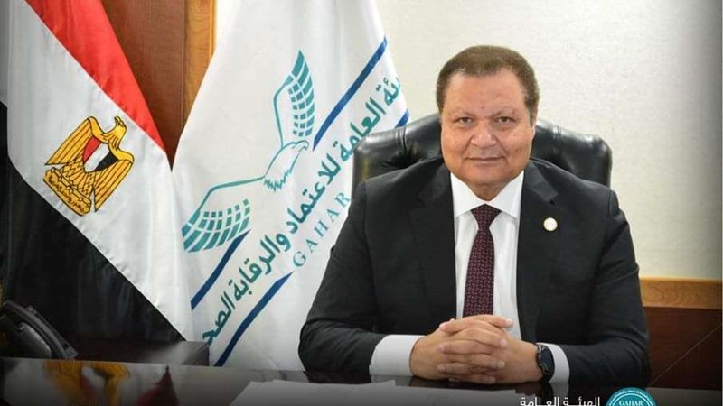 الدكتور أحمد طه