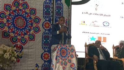 نائب رئيس حزب الاتحاد بمؤتمر التيار الإصلاحي الحر: سنختار الرئيس السيسي حامل الدرع والسيف من أجل حماية الوطن