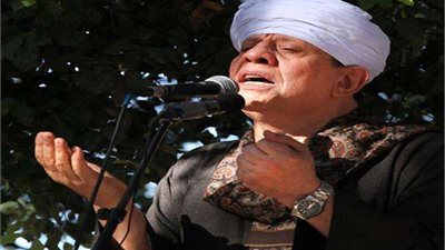 بعد تعرضه لوعكة مفاجئة.. أشرف زكي يكشف تطورات الحالة الصحية للشيخ ياسين التهامي