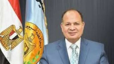 محافظ أسيوط يتابع سير العمل بحملة تحصين لتحصين 159 ألف رأس ماشية