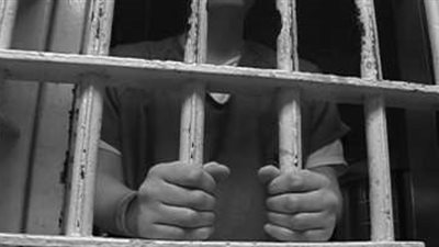 لاتهامه بسرقة لاب توب.. تفاصيل تجديد حبس عاطل 15 يومًا بالقاهرة