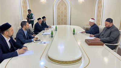 مفتي الجمهورية يلتقي نظيره الأوزبكي في طشقند ويبحثان آفاق التعاون