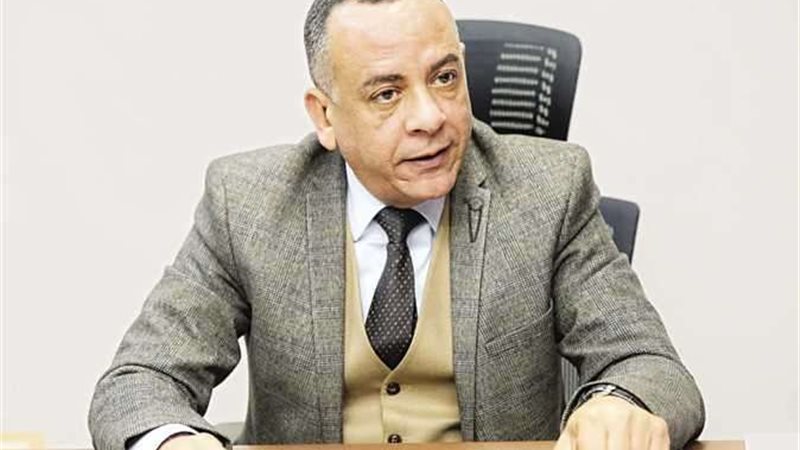 الدكتور مصطفي وزيري