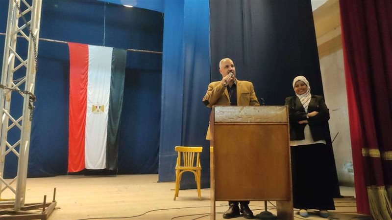وزير الرياضة يفتتح
