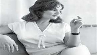 حكاية مُعجب صدمته شادية بسيارتها