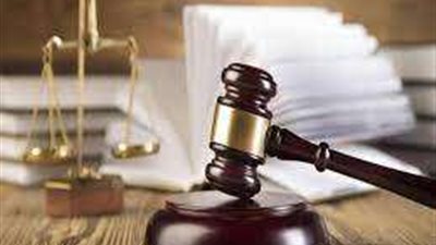 التحقيق مع مسئول تقاضى رشوة قدرها 50 مليون جنيه