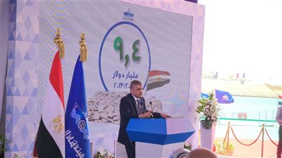 الفريق أسامة ربيع: قناة السويس تسجل عبور 2264 سفينة بحمولات 135.5 مليون طن خلال نوفمبر