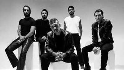 كاريوكي تطلق صرخة تضامن مع فلسطين في أغنية 