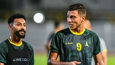 محمد شريف في مواجهة بنزيما.. تشكيل فريقي اتحاد جدة والخليج لمباراة الليلة