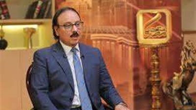 ياسر القاضي يروي مراحل صناعة الهاتف المحمول المصري