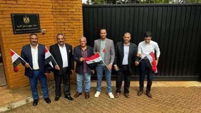 توافد المصريين للتصويت في الانتخابات الرئاسية بأوغندا