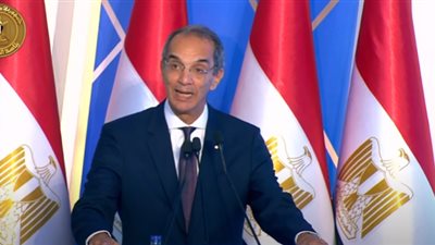 المصرية للاتصالات توقع عقد إنشاء المرحلة الثانية من مركز البيانات الإقليمي