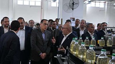 مدبولي يتفقد  المُجمع الصناعي لـ الشركة الدولية بالسادات