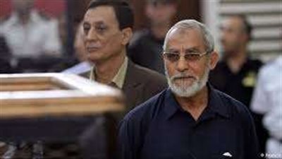 تأجيل النطق بالحكم على بديع و78 متهما فى قضية أحداث المنصة