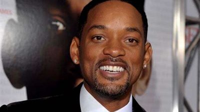 ويل سميث يعبر عن إمتنانه للنجمين تومي لي جونز وجين هاكمان