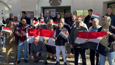 المصريين في الانتخابات الرئاسية بالمغرب يرفعون شعار 