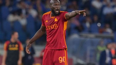 لوكاكو يقود تشكيل روما الرسمي أمام ساسولو في الدوري الإيطالي