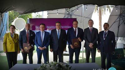 بروتوكول تعاون بين هيئة الاعتماد وأسترازنيكا مصر بحضور وزير الصحة لدعم التحول الأخضر