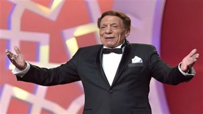 إلهام شاهين تهنئ عادل إمام لإطلاق اسمه على كوبرى جديد بالقاهرة