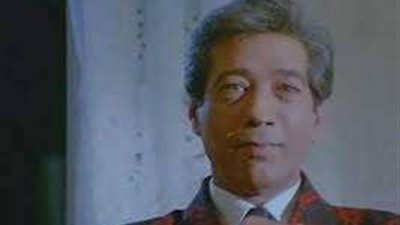 في ذكرى وفاته الـ27.. تعرف على مسيرة الفنان الراحل كرم مطاوع