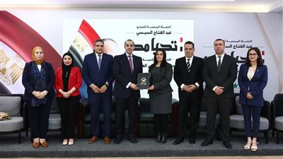 التنسيقية تسلم البرنامج الانتخابي للمرشحين الأربعة في المقرات الرئيسية لحملاتهم