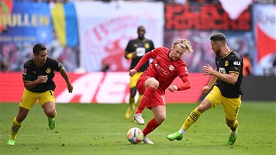 لايبزج يواصل تفوقه بانتصار مهم على بوروسيا دورتموند في البوندسليجا