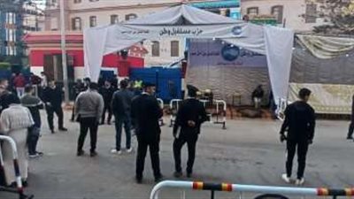 فتح أبواب اللجان الفرعية بدمياط لإدلاء الناخبين بأصواتهم