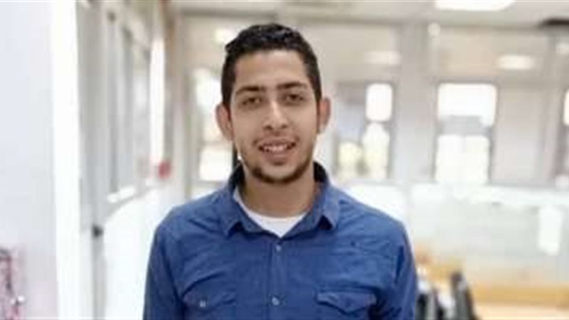 الراحل الصحفي حسن