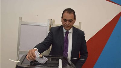 وزير شئون المجالس النيابية يدلي بصوته في الانتخابات الرئاسية 2024