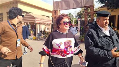 الانتخابات الرئاسية 2024.. لبللة تدلي بصوتها داخل لجنة الهيئة الزراعية بالدقي