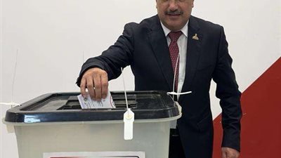 رئيس برلمانية الشعب الجمهوري بالشيوخ يدلي بصوته الانتخابي ويؤكد المشاركة الإيجابية