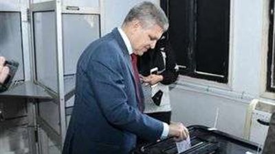 رئيس هيئة قناة السويس يدعو العاملين والمواطنين للتصويت في الانتخابات الرئاسية