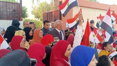 توافد المواطنين على لجان الخارجة للإدلاء بأصواتهم في الانتخابات الرئاسية