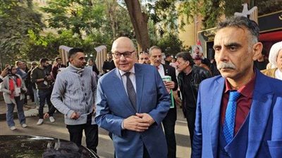 رئيس حزب الغد يدلي بصوته في الانتخابات الرئاسية 2024