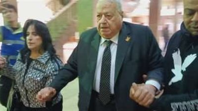 رئيس «حماة الوطن» يدلي بصوته فى اللجنة الانتخابية بالجامعة العمالية بمدينة نصر