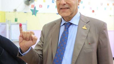 النائب أحمد صبور يدلي بصوته في الانتخابات الرئاسية.. ويؤكد: الاحتشاد اليوم يعكس وعي الشعب المصري